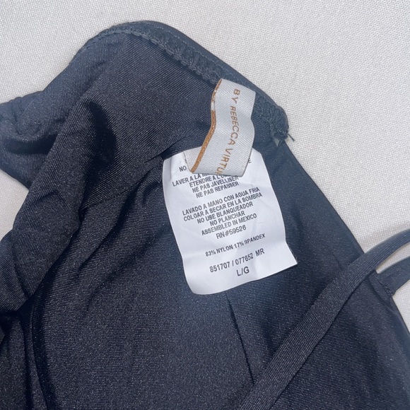 NWOT Becca Cutout X-Back One Piece
Swimsuit Sz LARGE - Picture 10 of 12